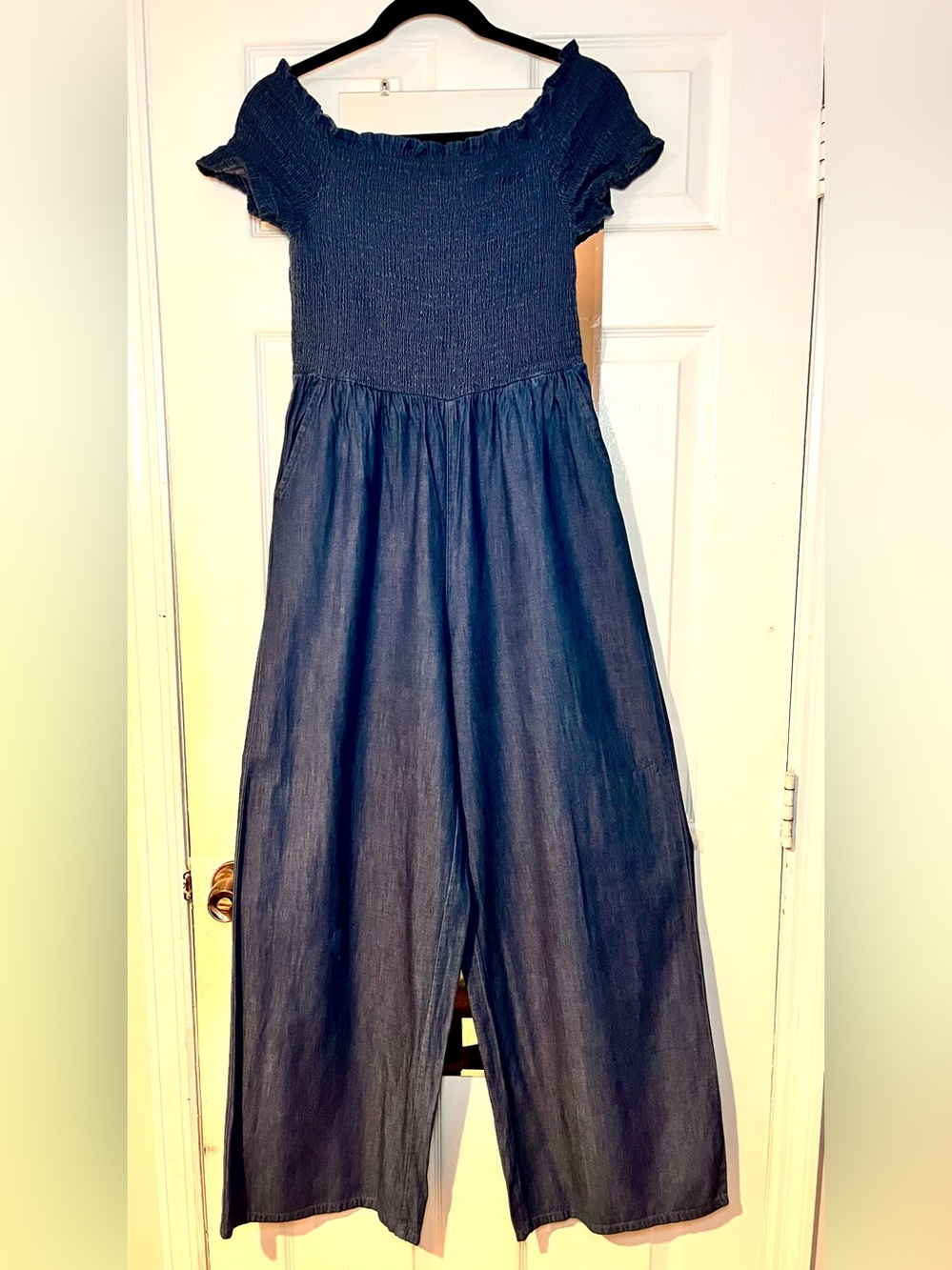 Blue Rain Black Wide Leg Jumpsuit Off Shoulder Smocked Flutter Sleeve Size M